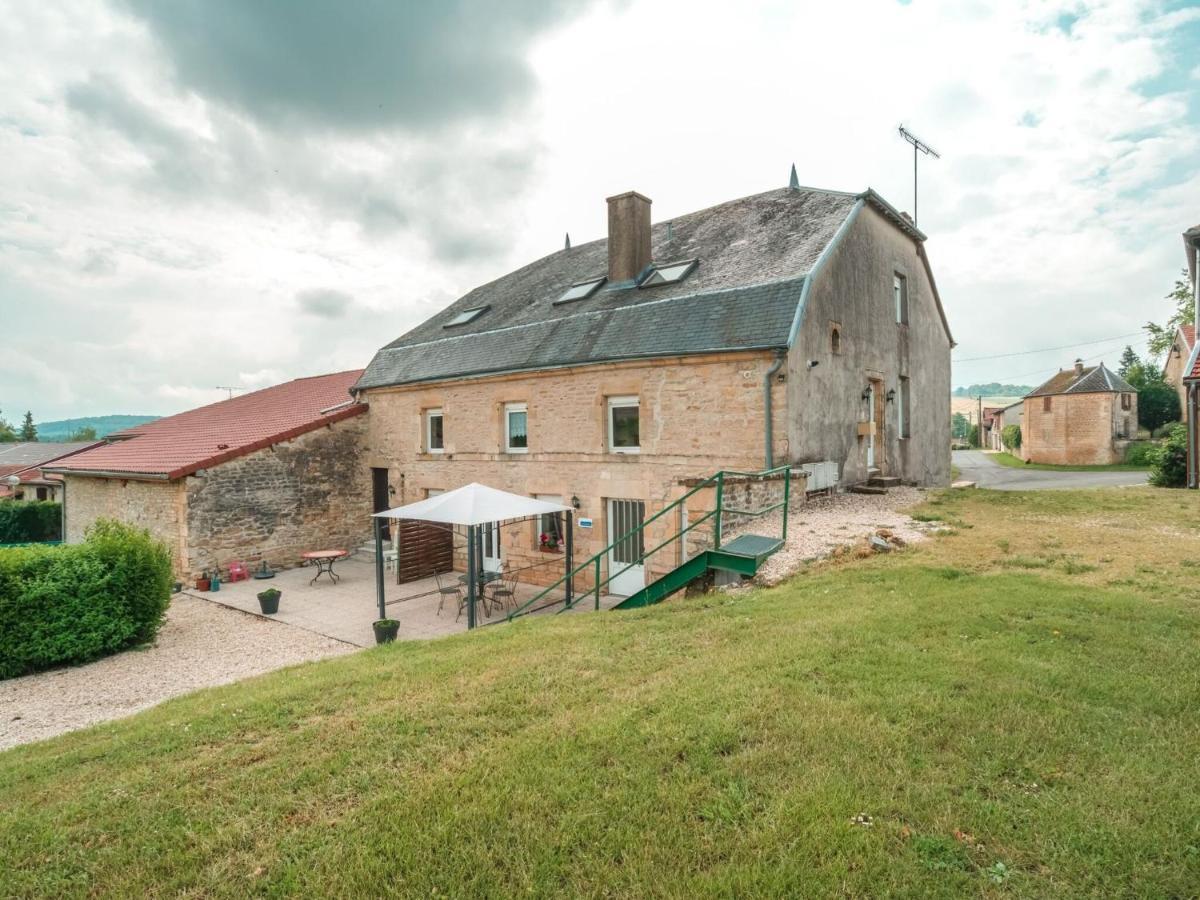 Authentic Cottage In Nouart Near Forest Exterior photo